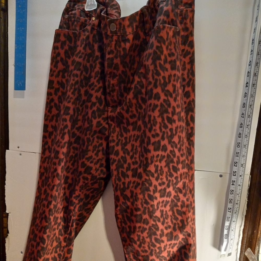 Soft Surroundings Leopard Animal Print 20W Stretch Cotton Front Pocket Jeans